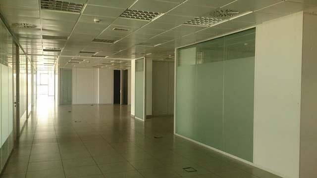 Oficina en Alquiler en La Buhaira