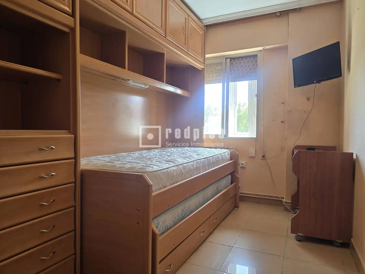 Bedroom of Flat for sale in Madrid  with Heating, Terrace and Storage room