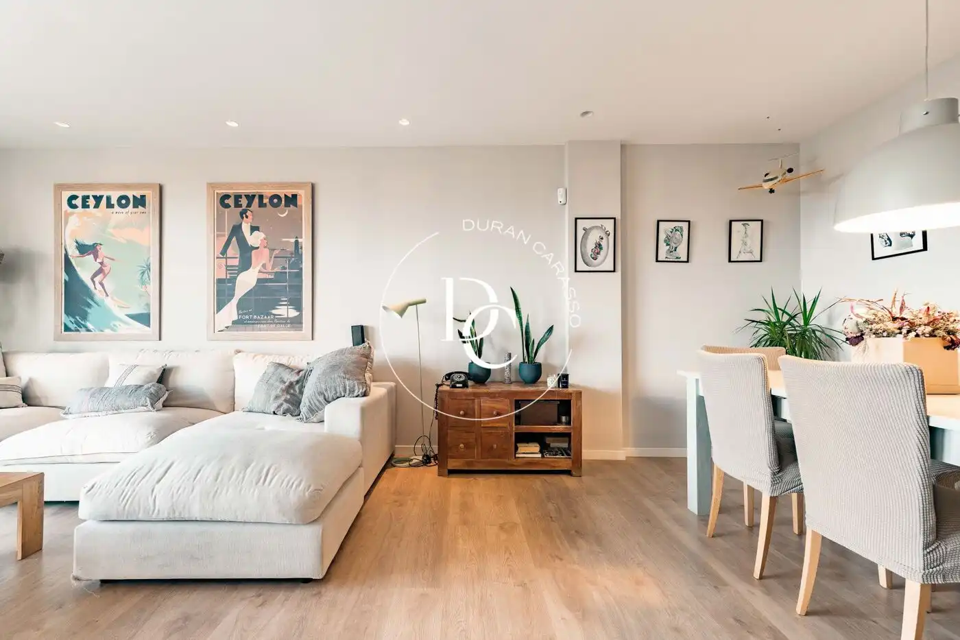 Penthouse with balcony for sale in Carrer de Manuel Llopis de Casades, imagen 13