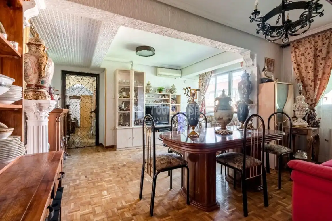 Comedor de Piso en venta en Madrid