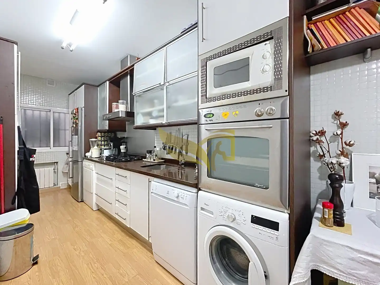 Kitchen of Flat for sale in Sevilla  with Air Conditioner, Heating and Storage room