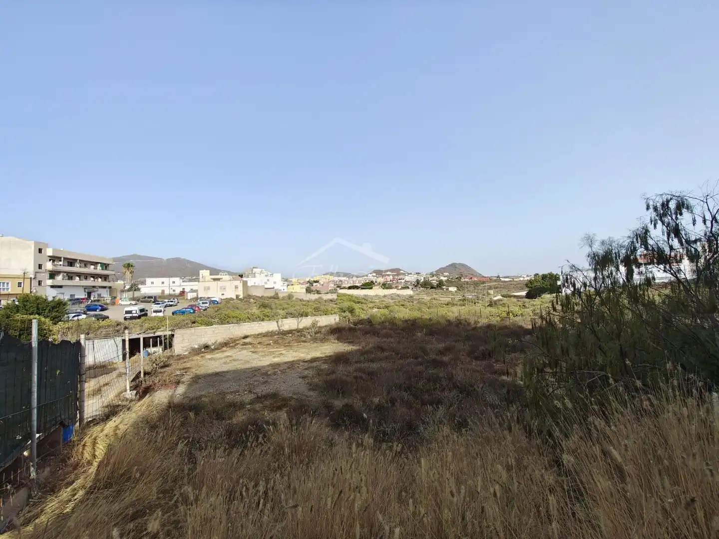 Land for sale in Arona