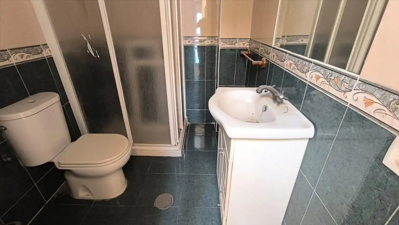 Bathroom of Flat for sale in Jerez de la Frontera
