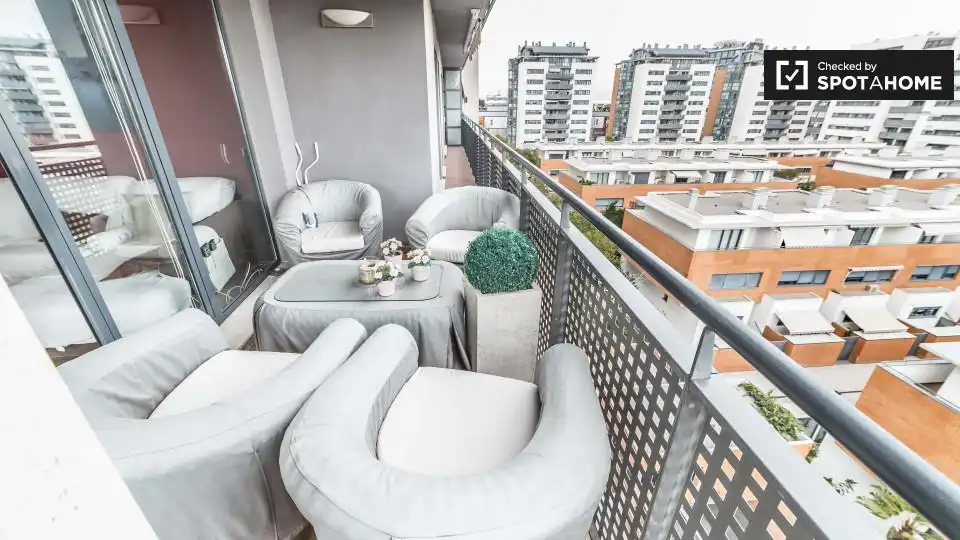 Terraza de Piso para compartir en Valencia con Aire acondicionado, Calefacción y Amueblado