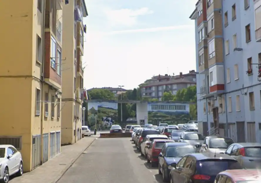 Vista exterior de Piso en venta en Torrelavega 