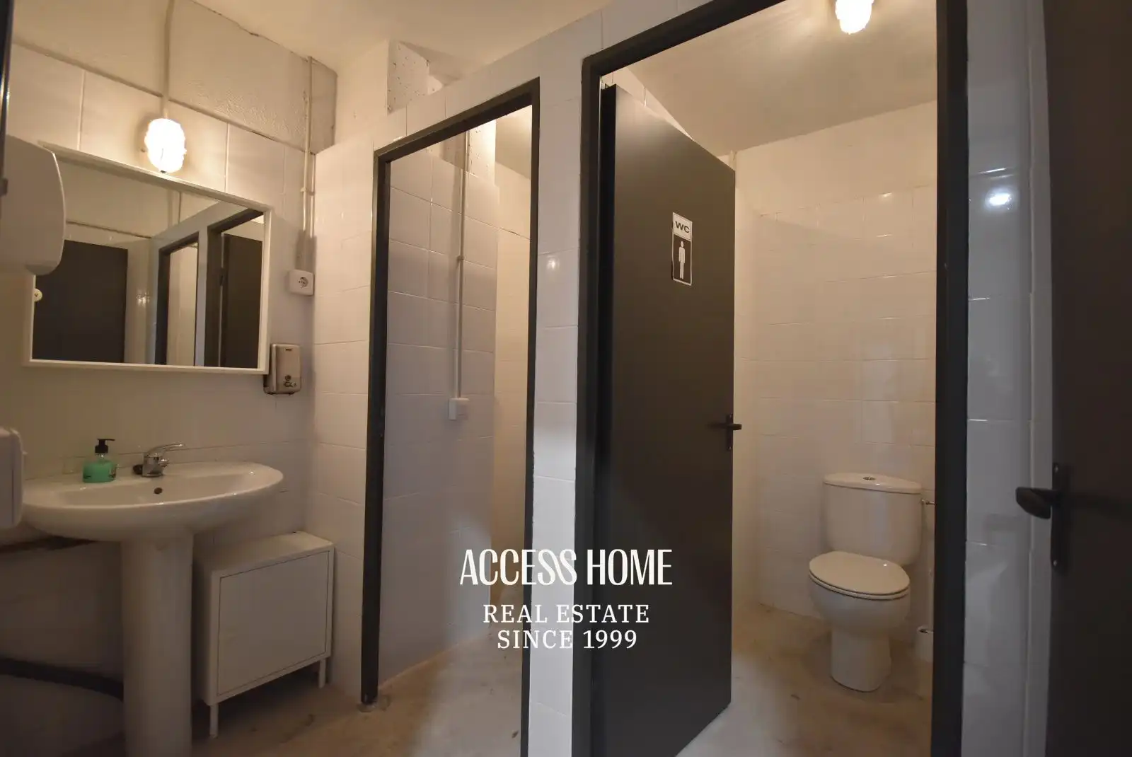 Nave industrial con ascensor en venta en Canyet - Pomar, imagen 15