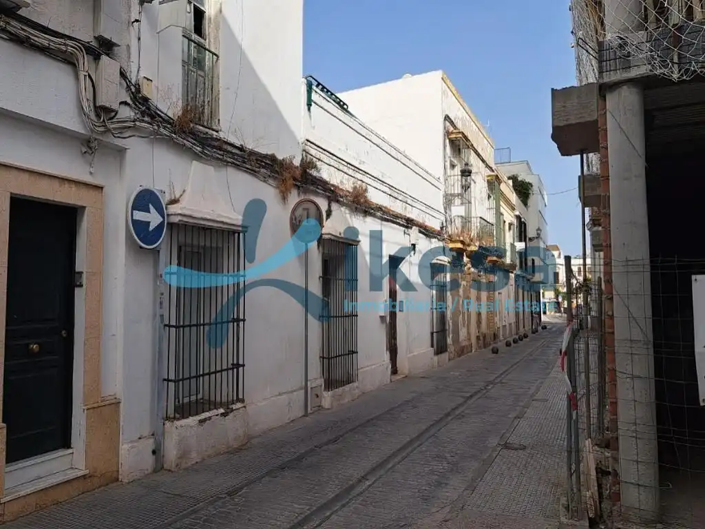 Casa amb jardí en venda a Centro