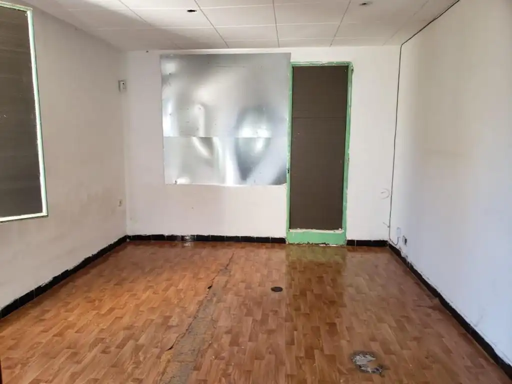 Piso en venta en Salt con Balcón