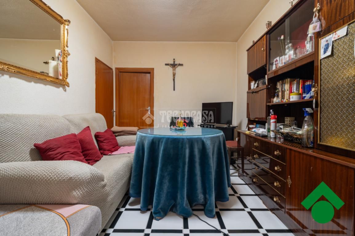 Living room of Single-family semi-detached for sale in Atarfe  with Terrace and Balcony