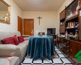 Sala d'estar de Casa adosada en venda en Atarfe amb Terrassa i Balcó