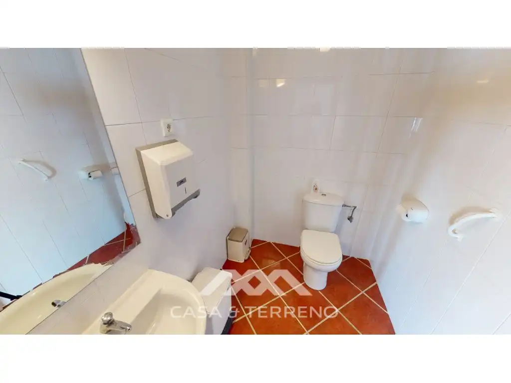 Habitación de Local en venta en Macharaviaya con Aire acondicionado