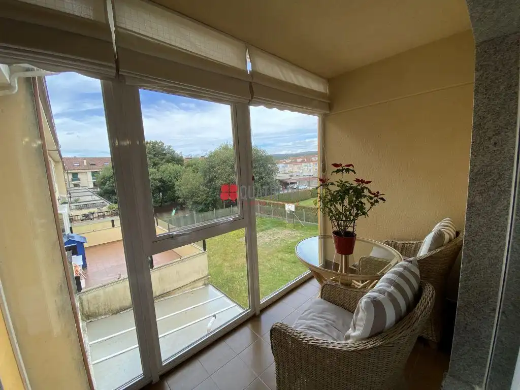 Terraza de Dúplex en venta en Ames con Calefacción, Trastero y Piscina