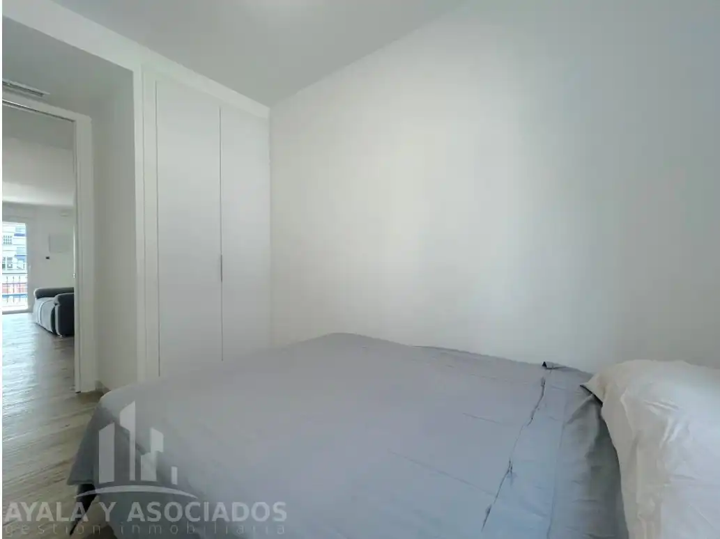Schlafzimmer von Wohnung zum Verkauf in La Manga del Mar Menor mit Klimaanlage, Heizung und Parkett
