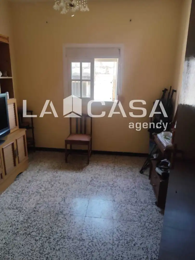 Houses for sale in Algeciras