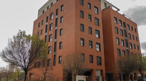 Foto 2 de Garaje en venta en C/ Silvina, San Fermín, Madrid Capital