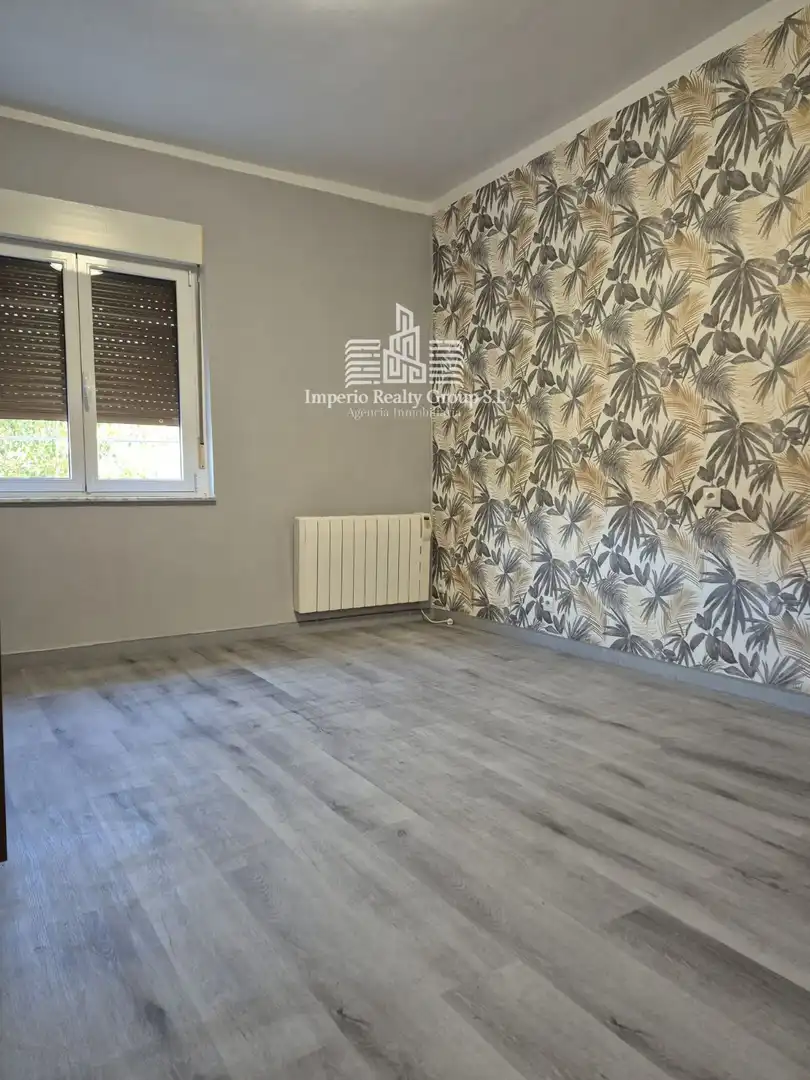 Piso en venta en N/A, La Felguera