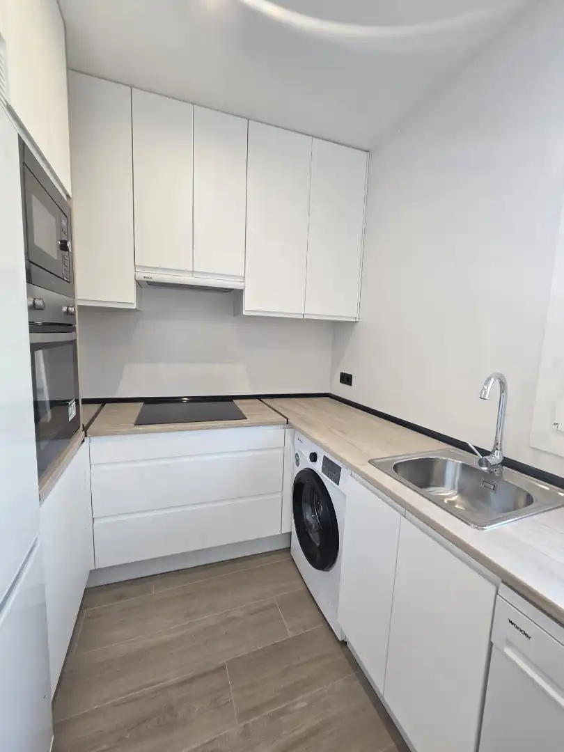 Piso en venta en Calle Escudero, 22, Casco Antiguo