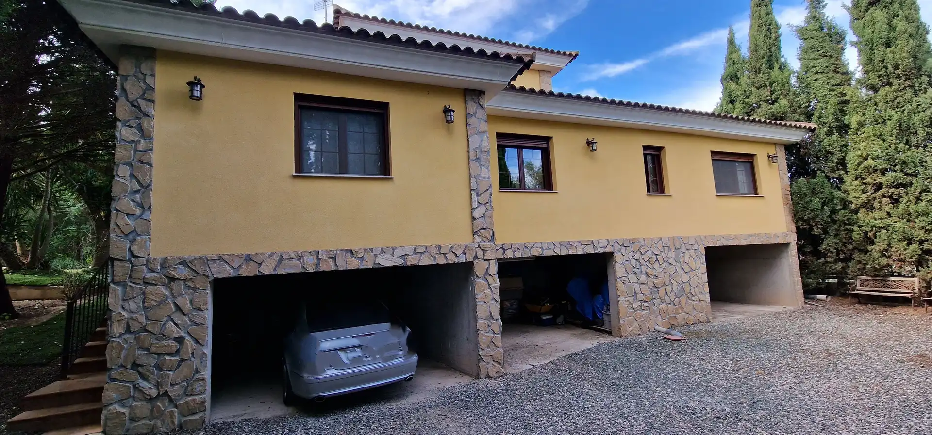 Vista exterior de Casa o xalet en venda en Totana amb Aire condicionat, Calefacció i Jardí privat