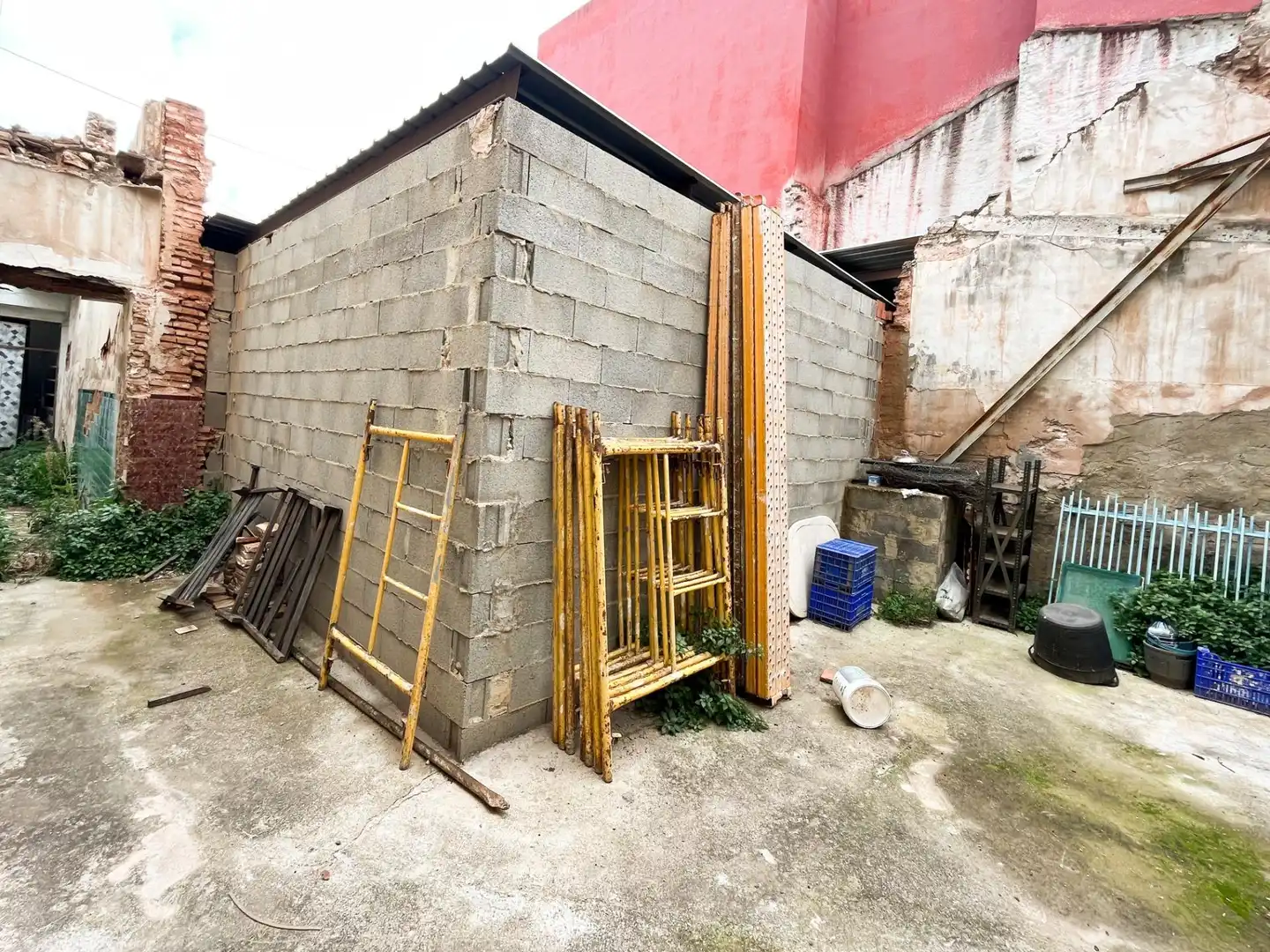 Vista exterior de Residencial en venda en Moncada