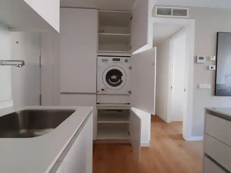 Kitchen of Flat for rent in  Madrid Capital  with Air Conditioner, Swimming Pool and Balcony