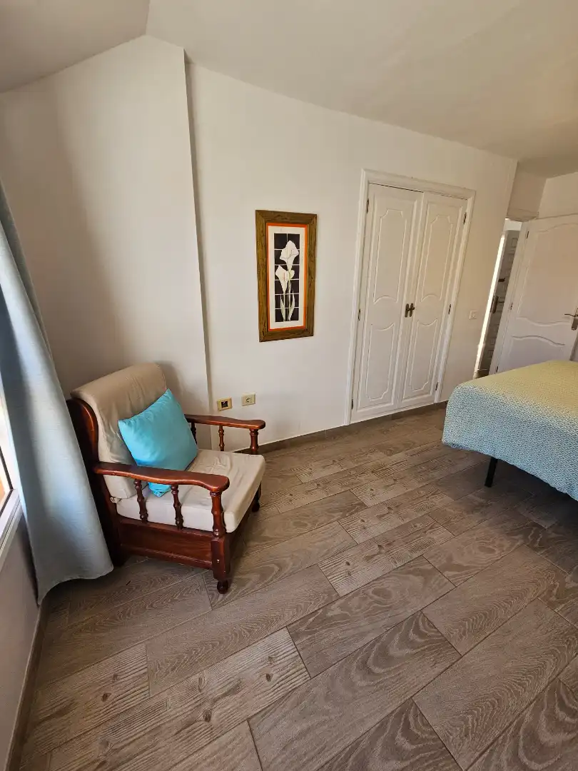 Dormitori de Apartament de lloguer en Antigua amb Moblat, Balcó i Piscina comunitària