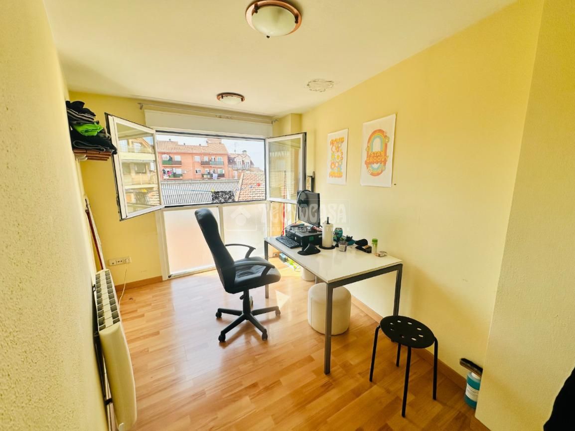 Flat for sale in Paracuellos de Jarama  with Heating and Storage room