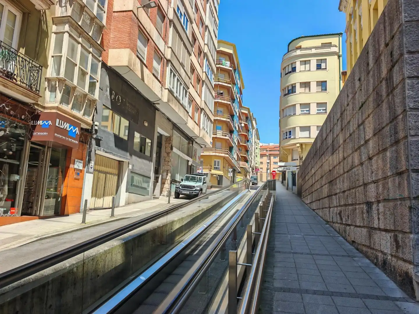 Vista exterior de Piso en venta en Santander con Calefacción