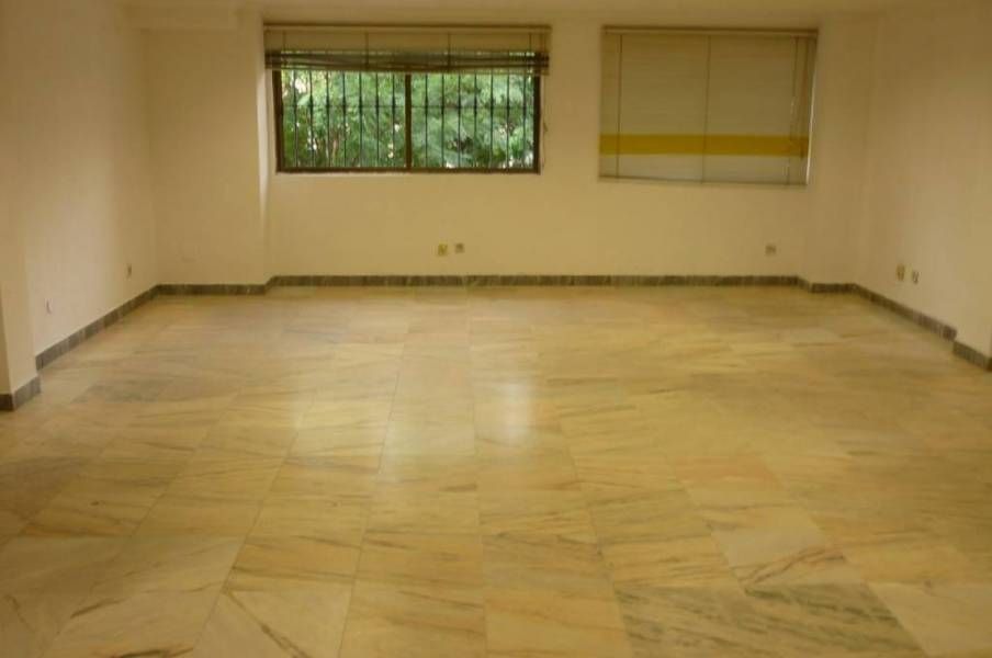 Office to rent in Badajoz Capital  with Air Conditioner