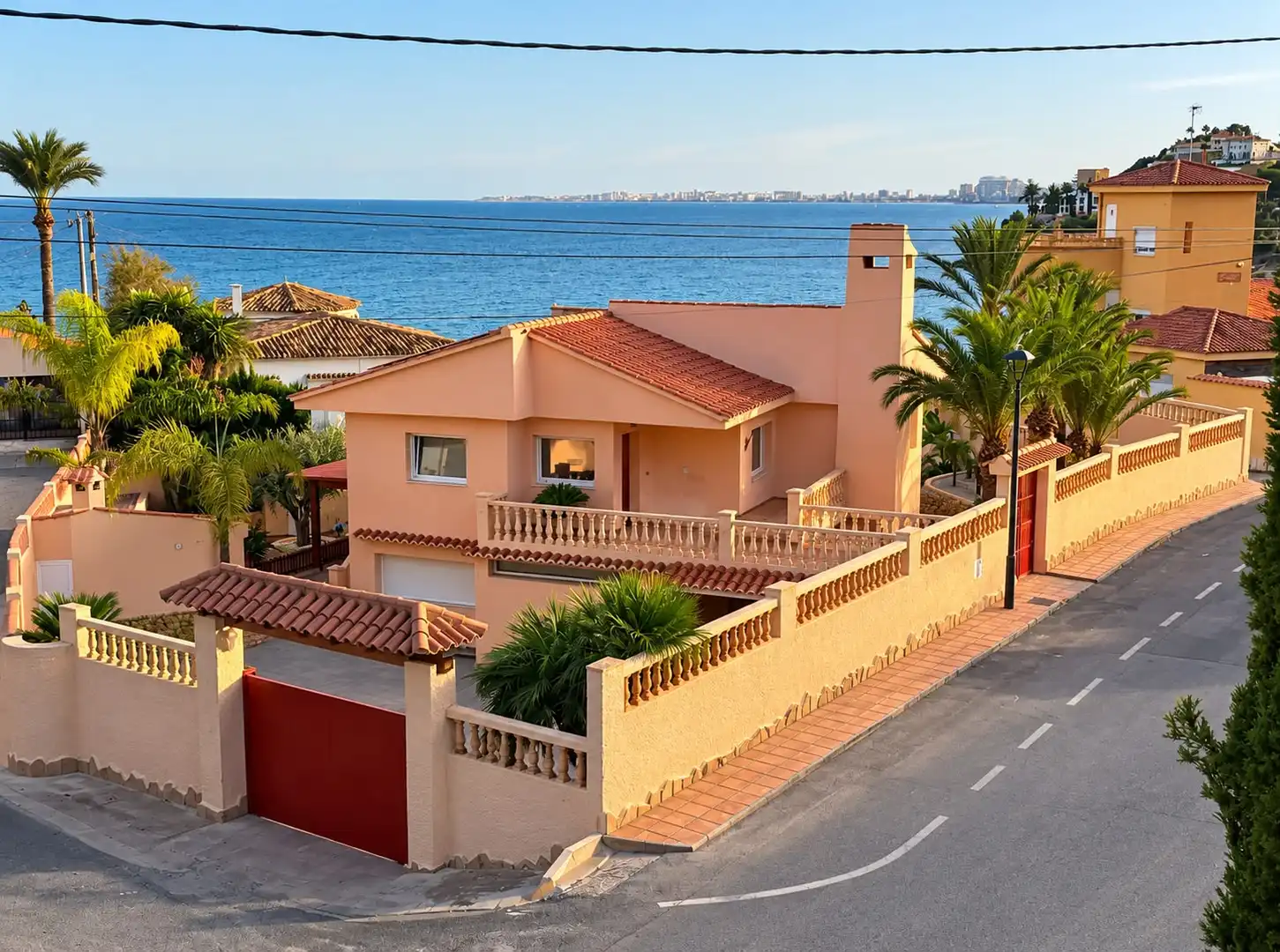Detached house with terrace for sale in Avinguda d'Amèrica