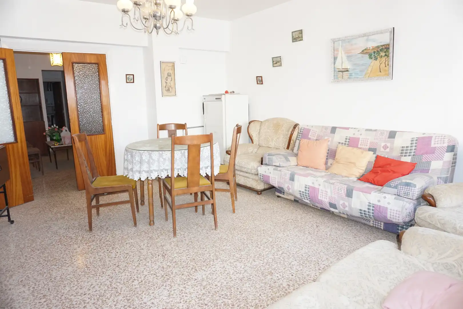 Sala d'estar de Pis en venda en Almería amb Moblat i Balcó