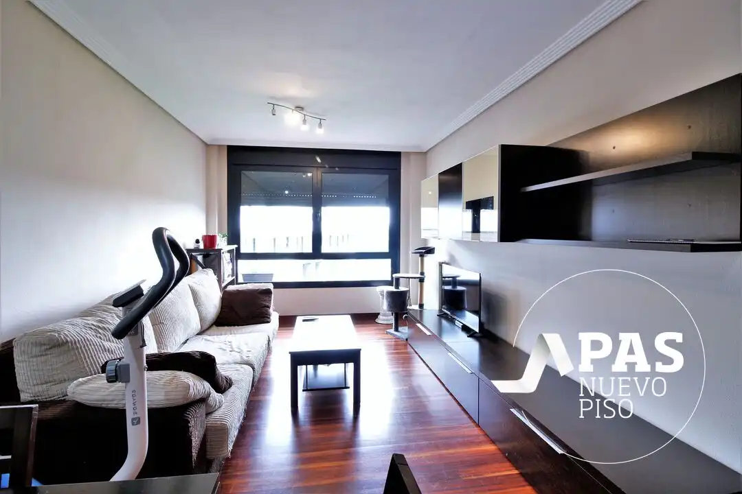 Living room of Flat for sale in El Astillero    with Heating, Private garden and Storage room