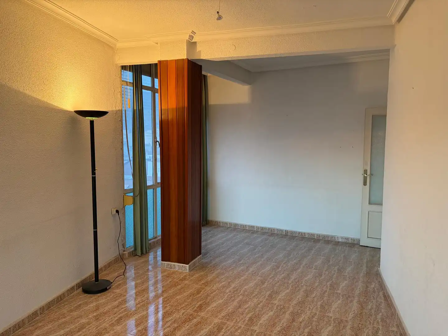 Habitación de Piso en venta en Villena con Aire acondicionado, Trastero y Balcón