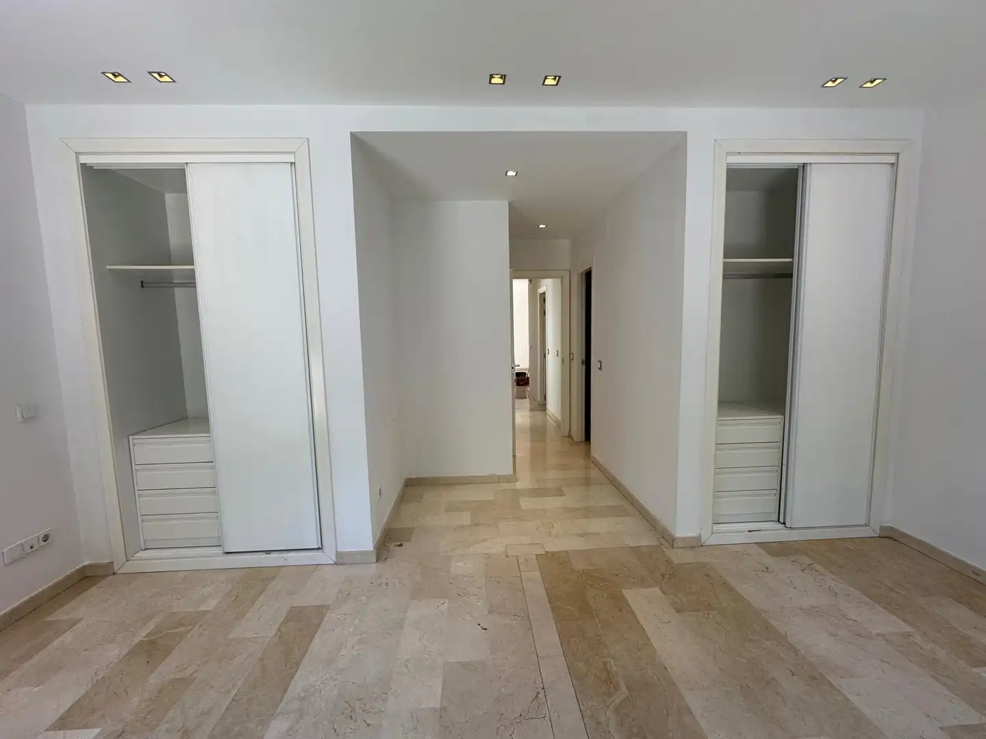Piso en venta en Torrelodones con Calefacción, Jardín privado y Terraza