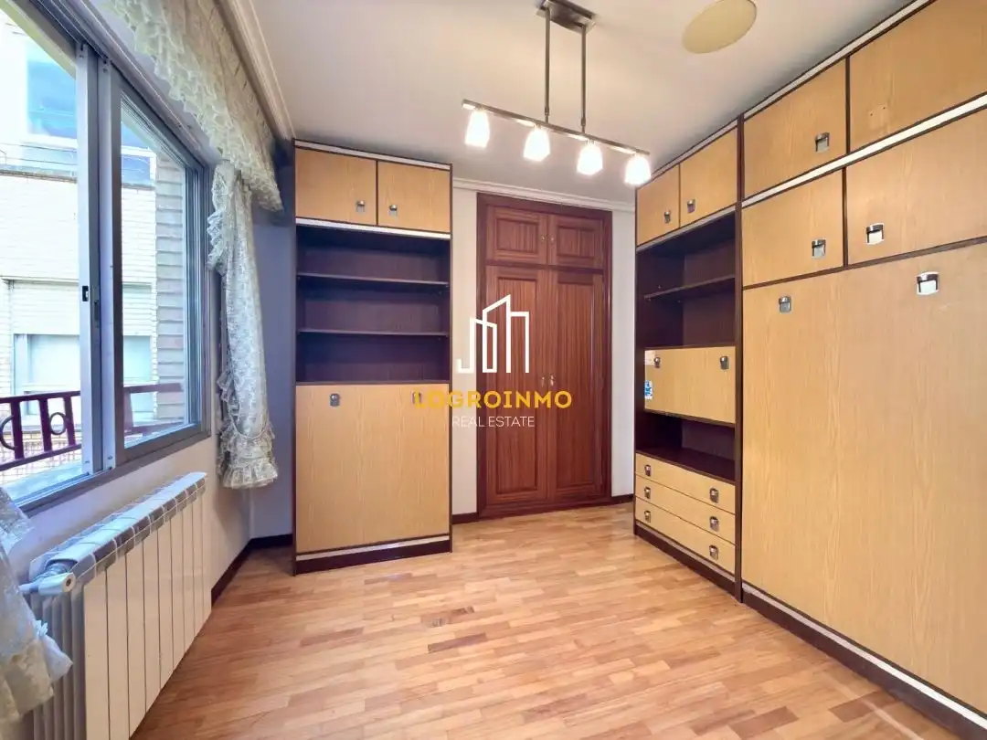 Piso de alquiler en San Millán - Ayuntamiento