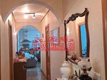 Detached house with pool for sale in La Algoda - Matola - Llano de San José