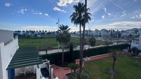 Foto 2 de Casa adosada en venta en Nueva Alcántara, Marbella