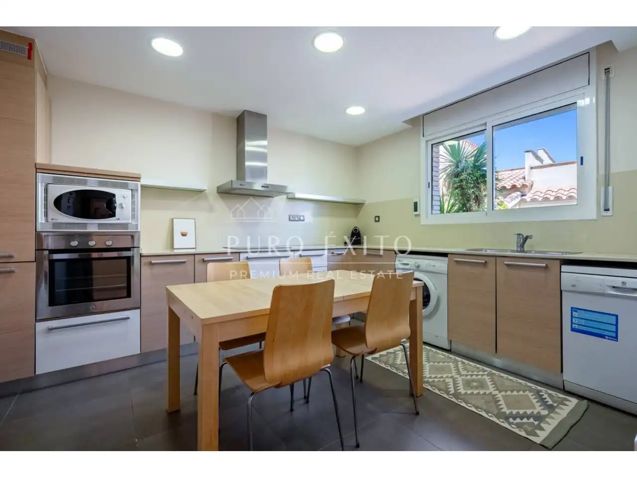Kitchen of Houses for sale in Cambrils  with Heating, Private garden and Parquet flooring