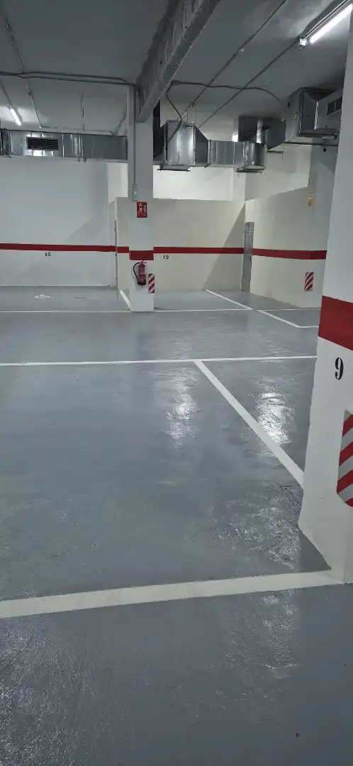 Parking of Garage for rent in Alfafar