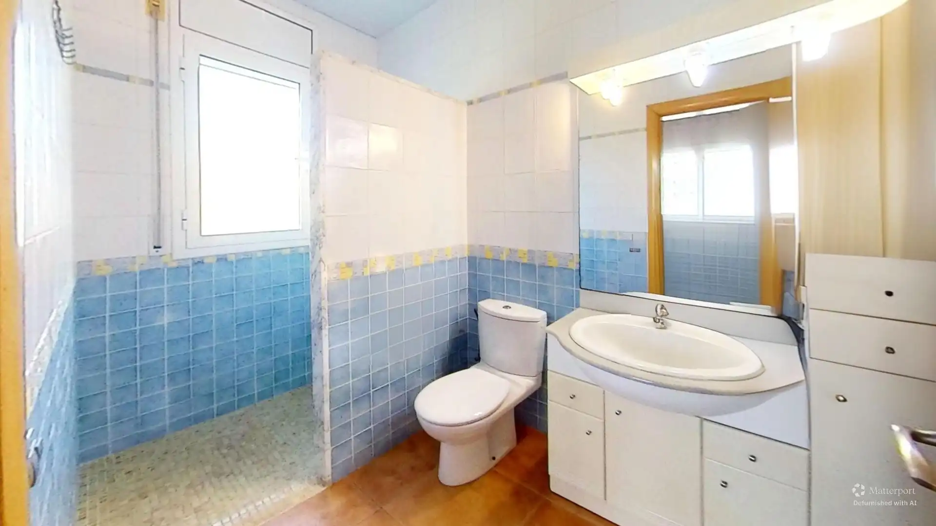 Bathroom of Houses for sale in El Vendrell  with Air Conditioner, Heating and Terrace