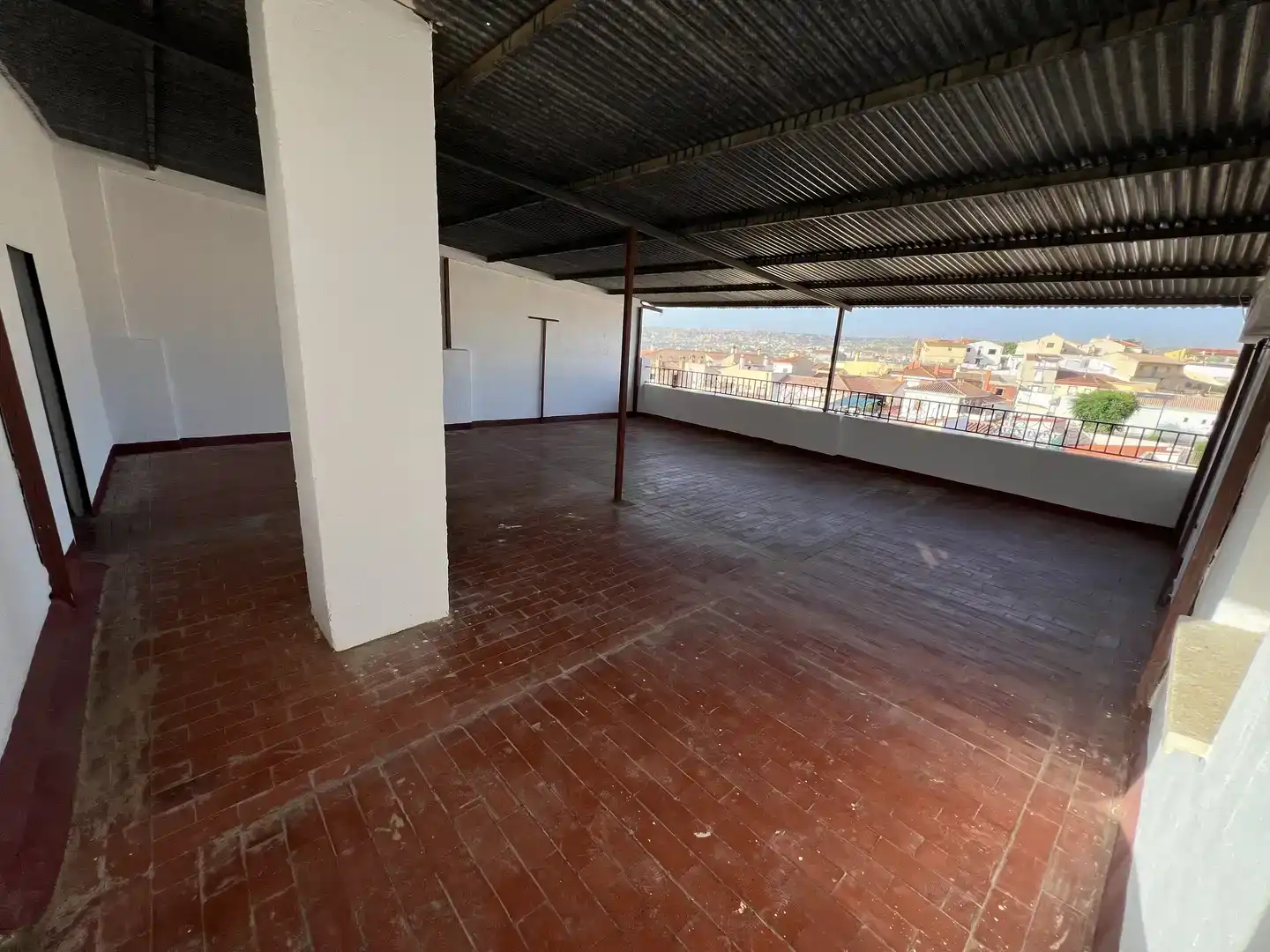 Terrassa de Casa adosada en venda en Guadix amb Traster i Balcó