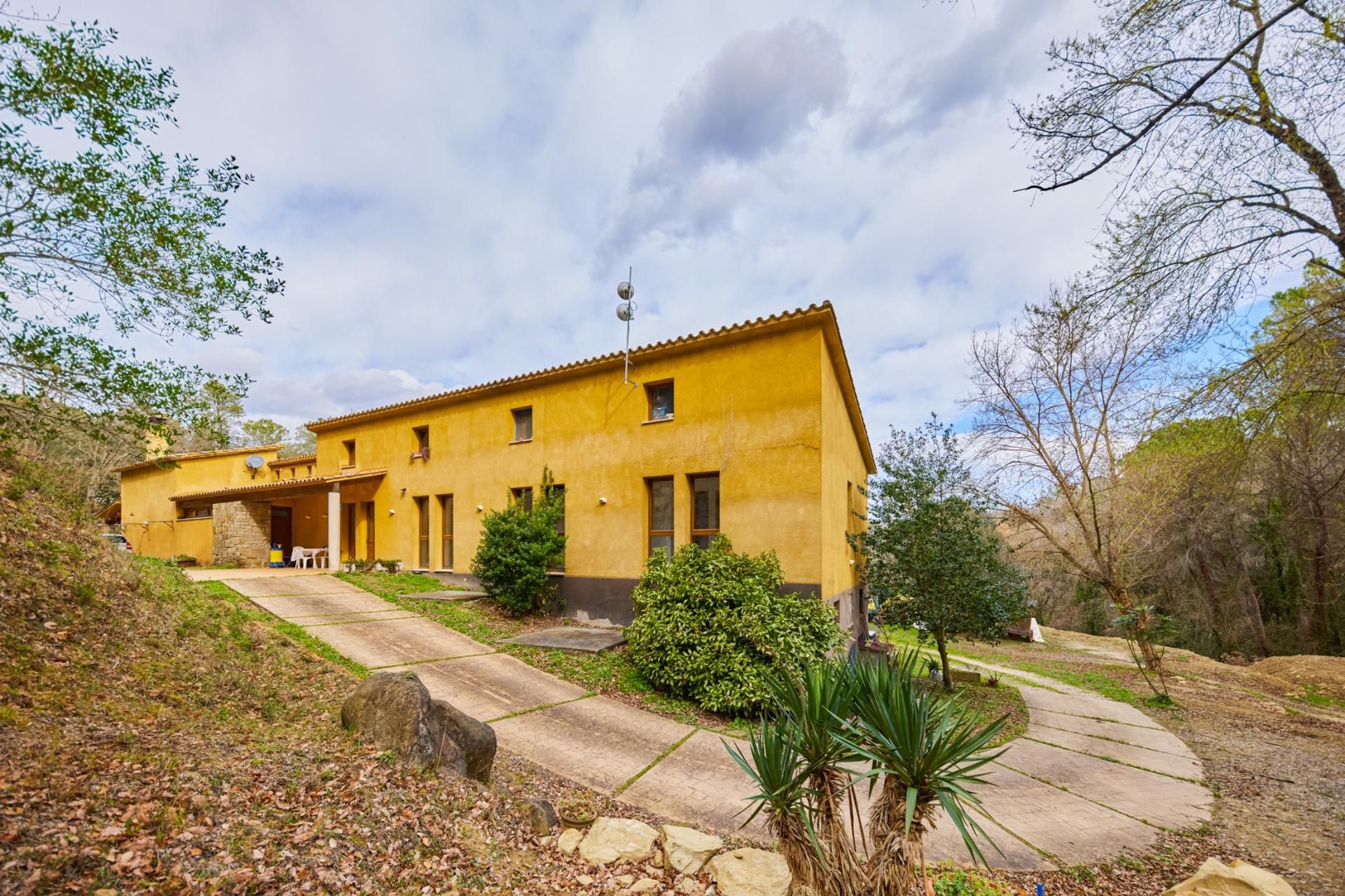 Exterior view of Country house for sale in Porqueres  with Heating, Private garden and Terrace