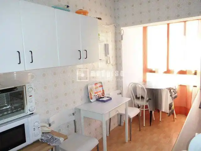 Kitchen of Flat for rent in Sevilla  with Air Conditioner, Terrace and Storage room
