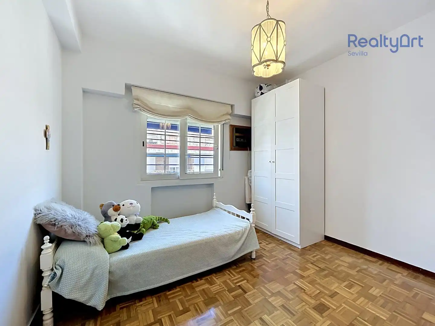 Habitación de Piso en venta en Sevilla con Aire acondicionado, Parquet y Terraza