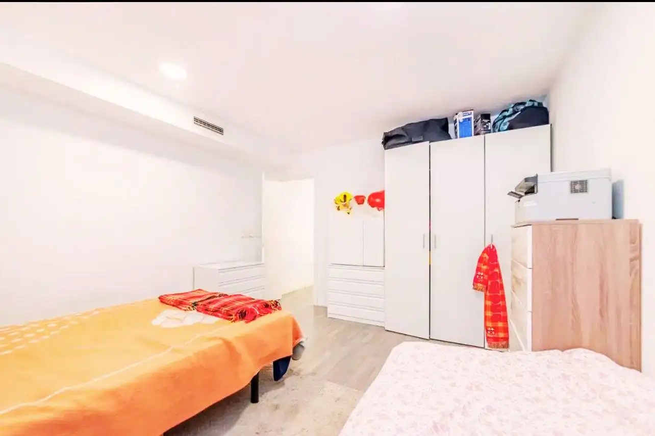 Bedroom of Flat for sale in Alcobendas  with Air Conditioner, Heating and Terrace