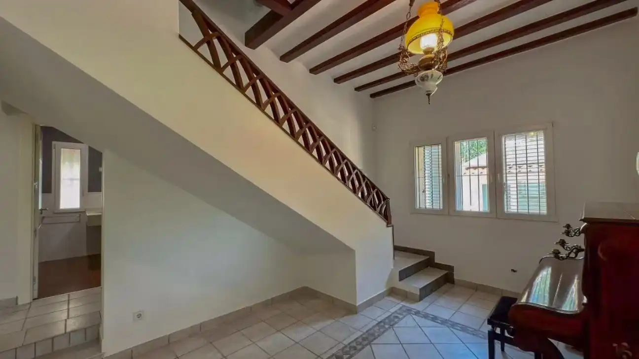 Casa o xalet en venda en Alicante / Alacant amb Aire condicionat, Calefacció i Jardí privat