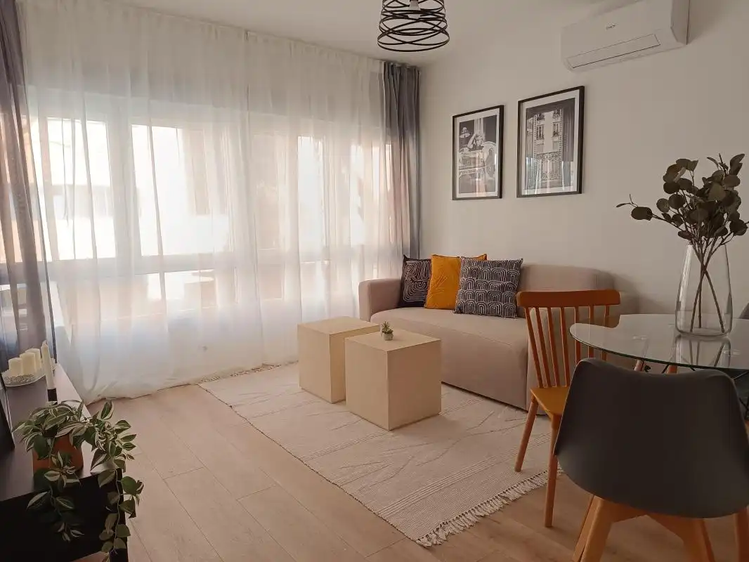 Living room of Flat for sale in Madrid  with Air Conditioner and Heating