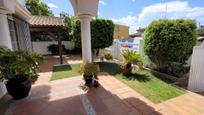 Garden of House or chalet for sale in Chiclana de la Frontera  with Air Conditioner, Terrace and Balcony