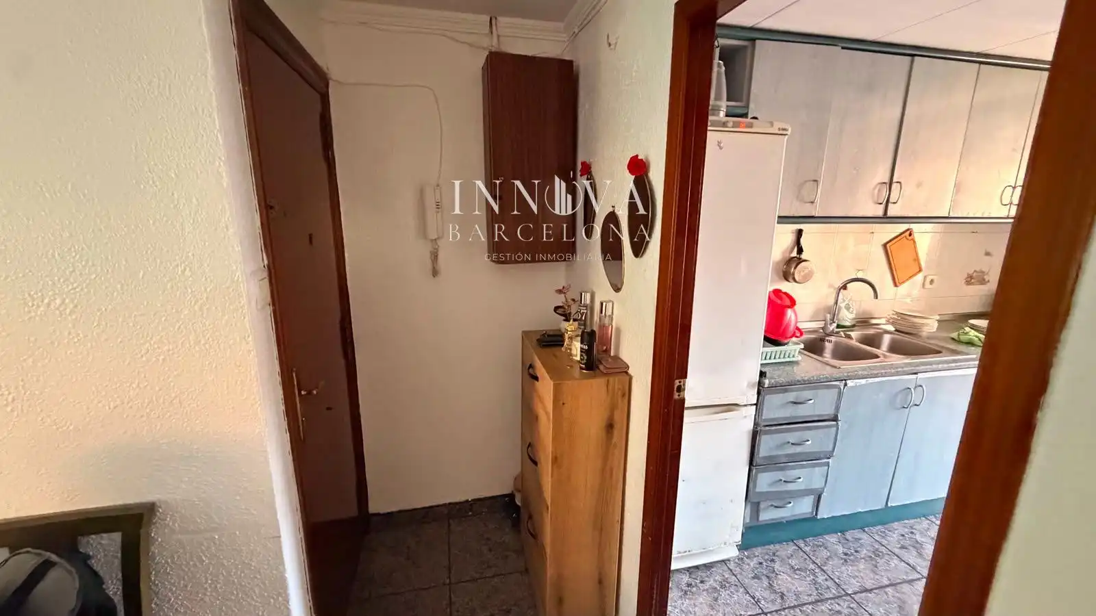 Kitchen of Flat for sale in Sabadell