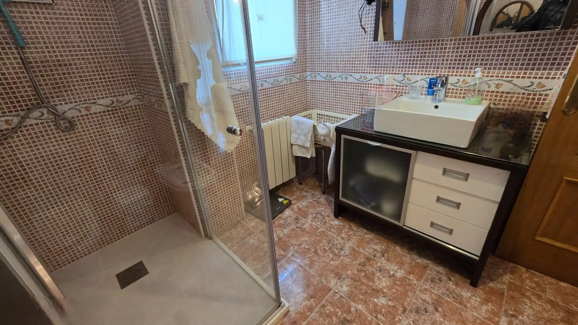 Baño de Casa o chalet en venta en Elda con Aire acondicionado, Jardín privado y Terraza