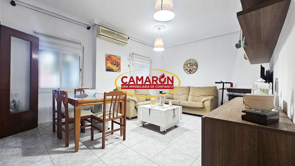 Casa adosada en venda a Cavaleri